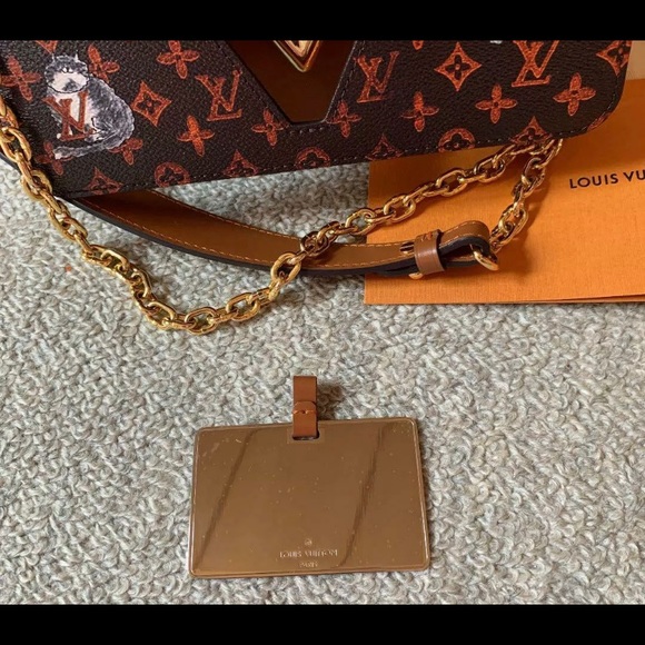 Authentic Louis Vuitton twist 😍 - Picture 7 of 14
